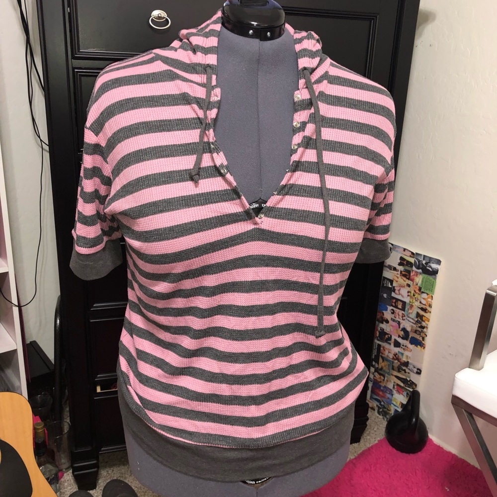 Striped hooded T-shirt